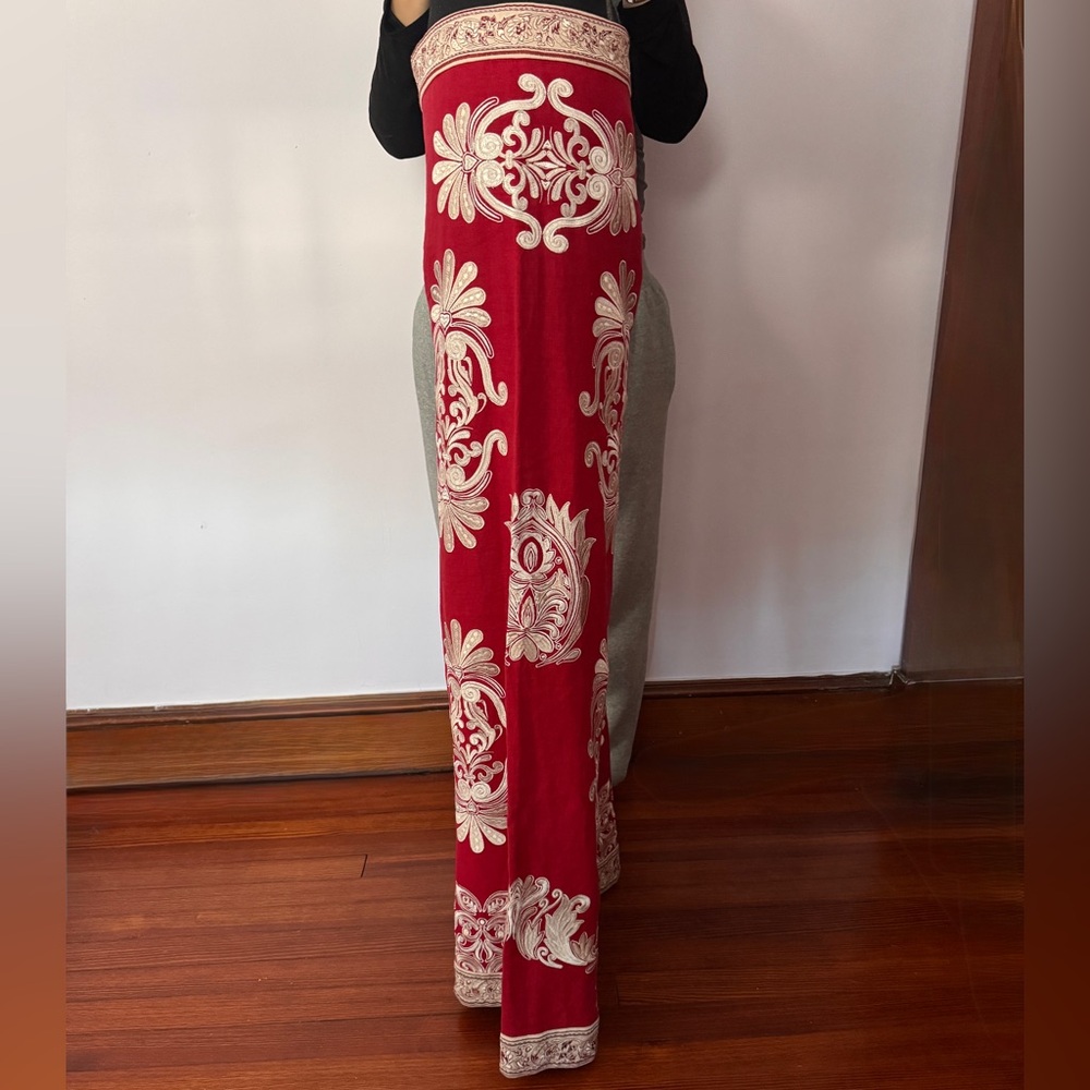 Alice and Olivia Red Wide-Leg Embroidered Pants - Picture 2 of 4